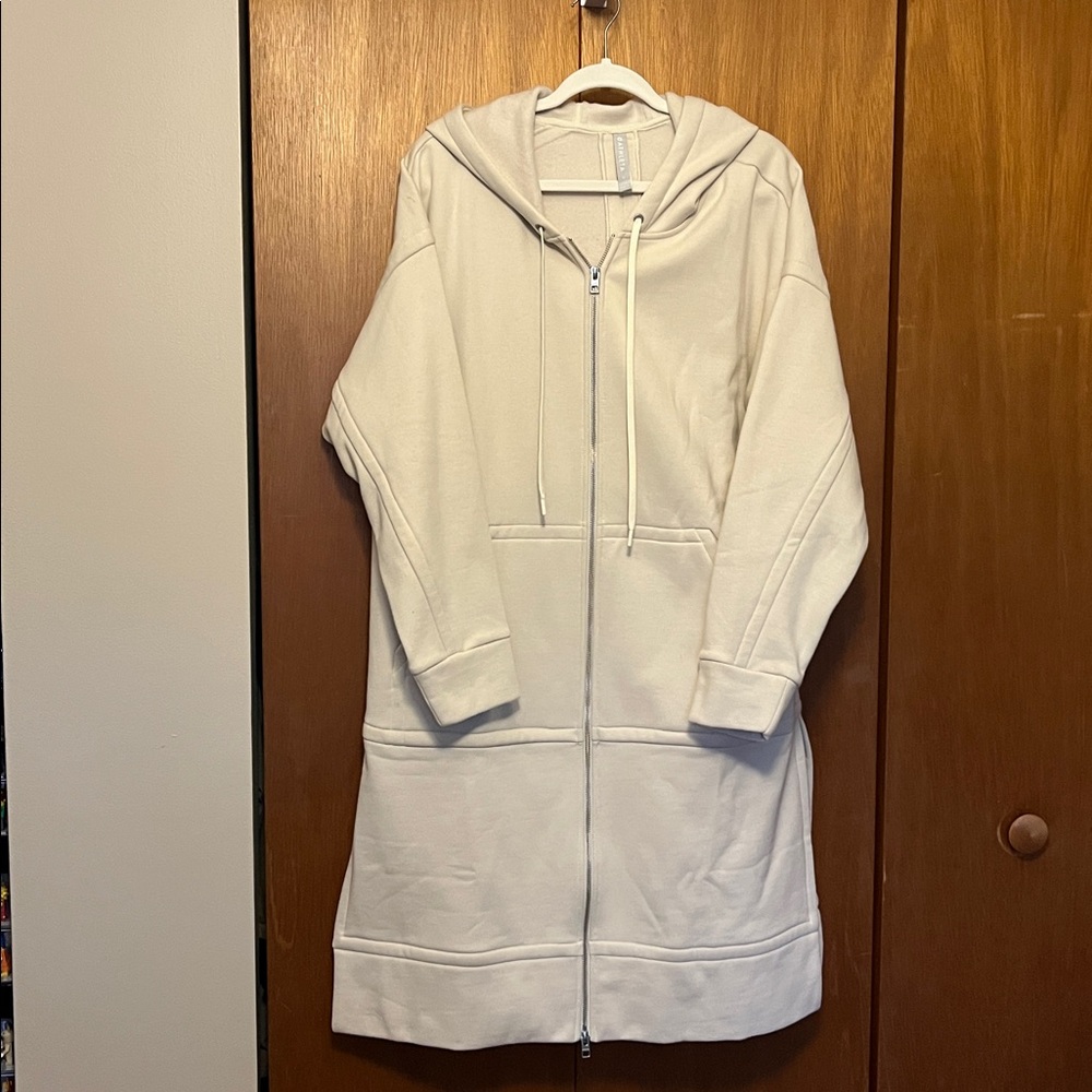 Athleta Tenacity Duster - Picture 8 of 10